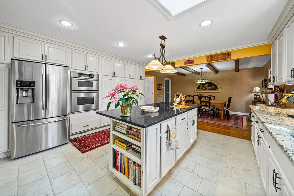 2419 Williams Hollow Road Mc Ewen TN 37101