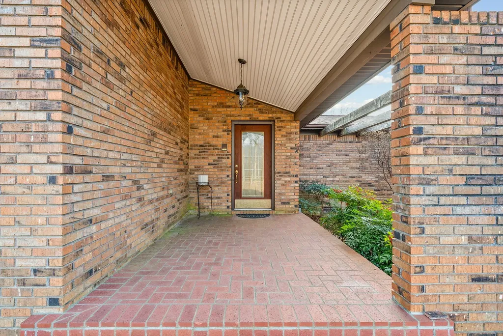 2419 Williams Hollow Road Mc Ewen TN 37101