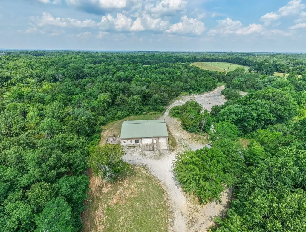 417 Haskins Chapel Road Lewisburg TN 37091