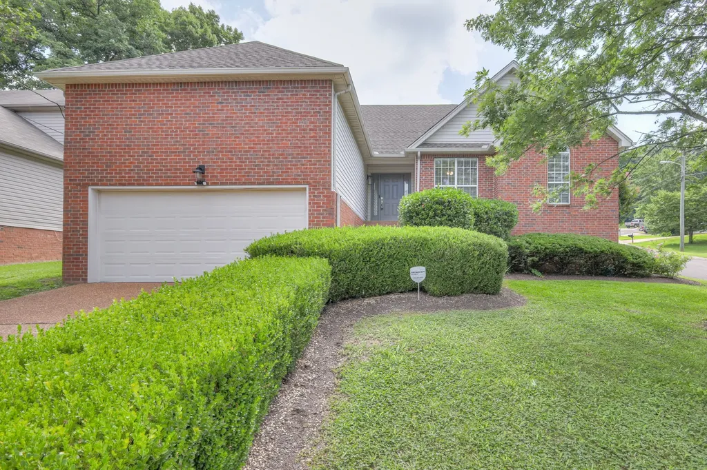136 Holt Hills Road Nashville TN 37211