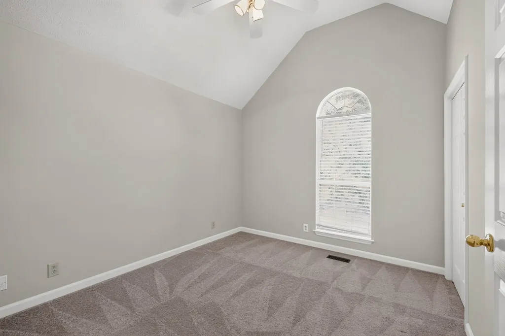 136 Holt Hills Road Nashville TN 37211