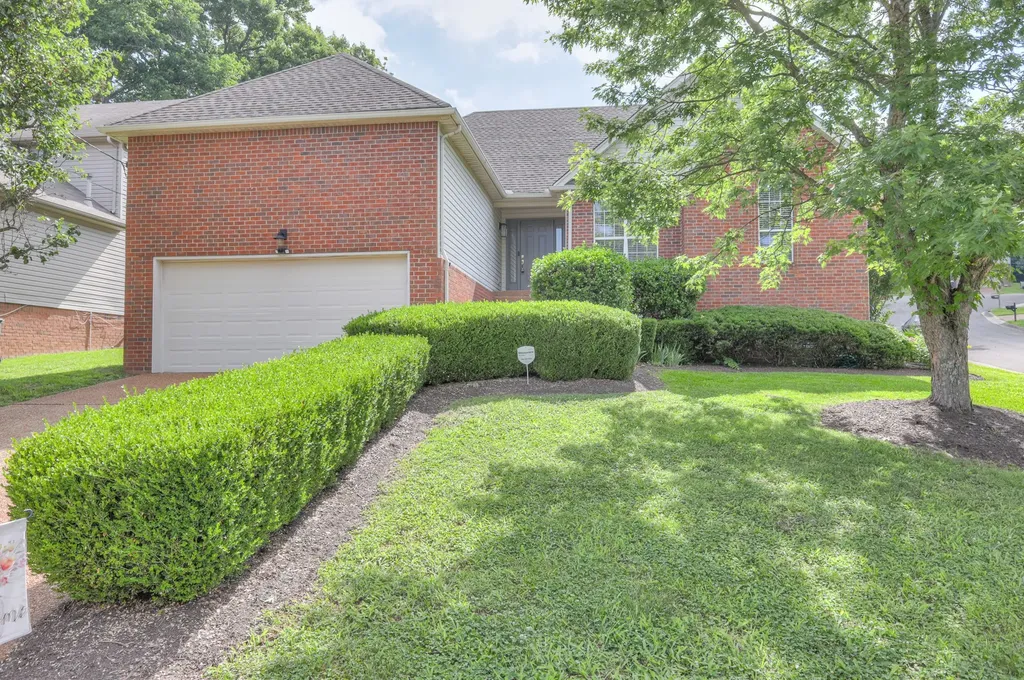 136 Holt Hills Road Nashville TN 37211