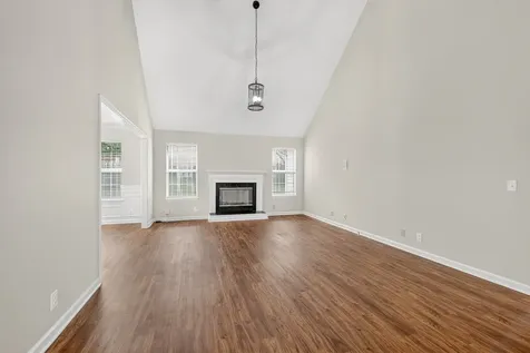 136 Holt Hills Road Nashville TN 37211