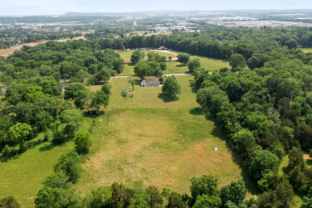4100 Maxwell Road Antioch TN 37013