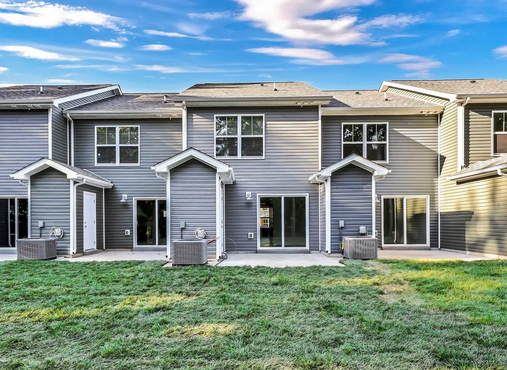 145 Quarry Point Drive Clarksville TN 37043