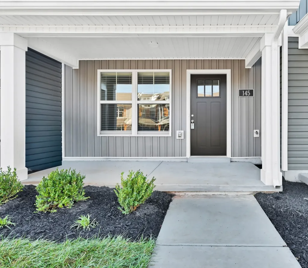 145 Quarry Point Drive Clarksville TN 37043