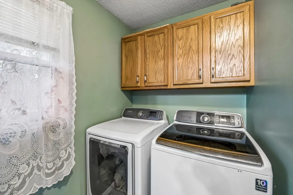 305 Oak Leaf Circle Winchester TN 37398