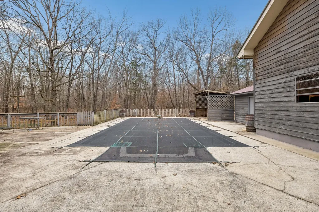 305 Oak Leaf Circle Winchester TN 37398