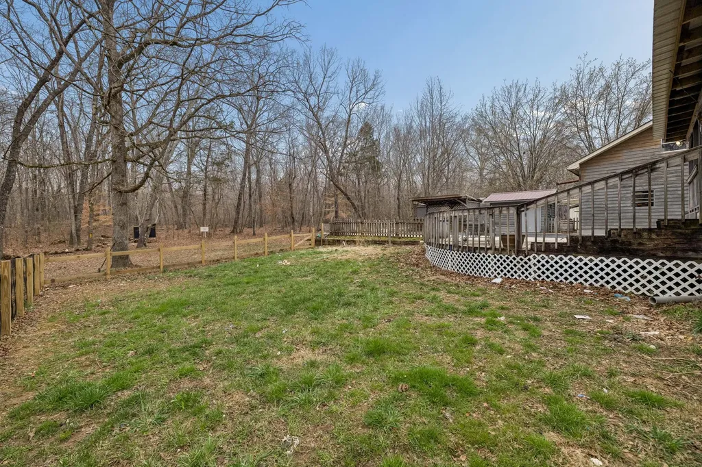 305 Oak Leaf Circle Winchester TN 37398