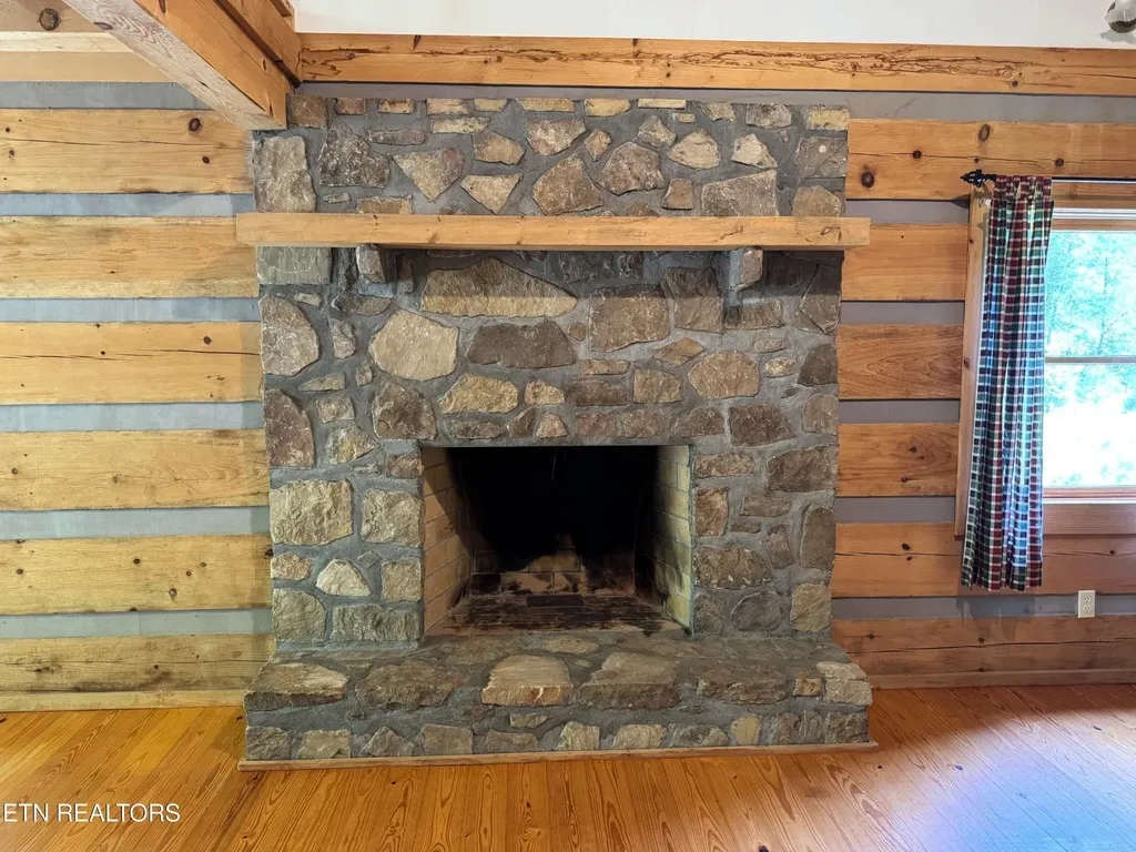 453 Trentham Hollow Road Parrottsville TN 37843