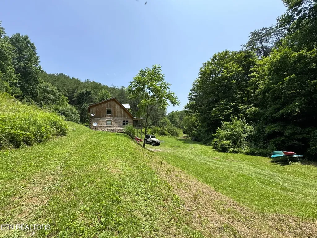 453 Trentham Hollow Road Parrottsville TN 37843