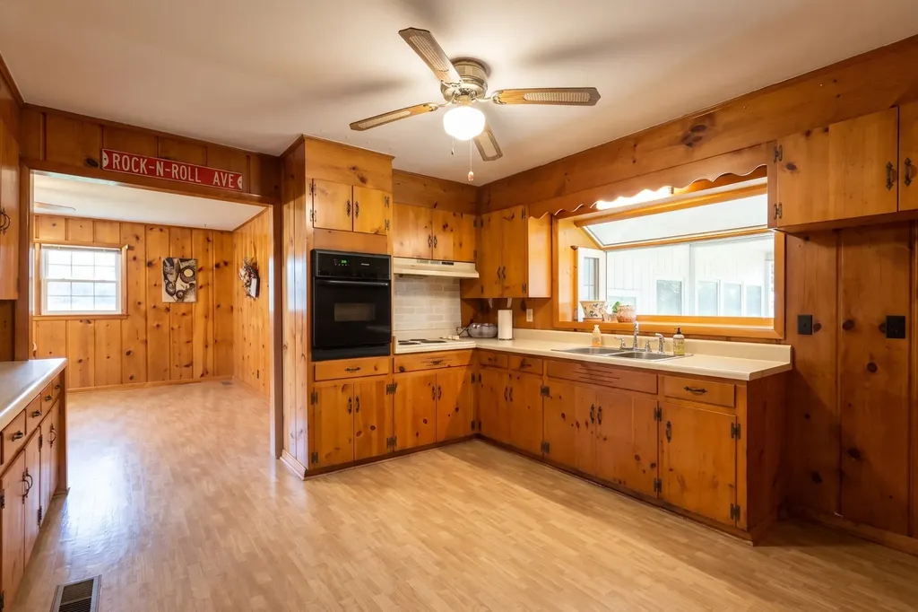2843 Highway 231, N Shelbyville TN 37160