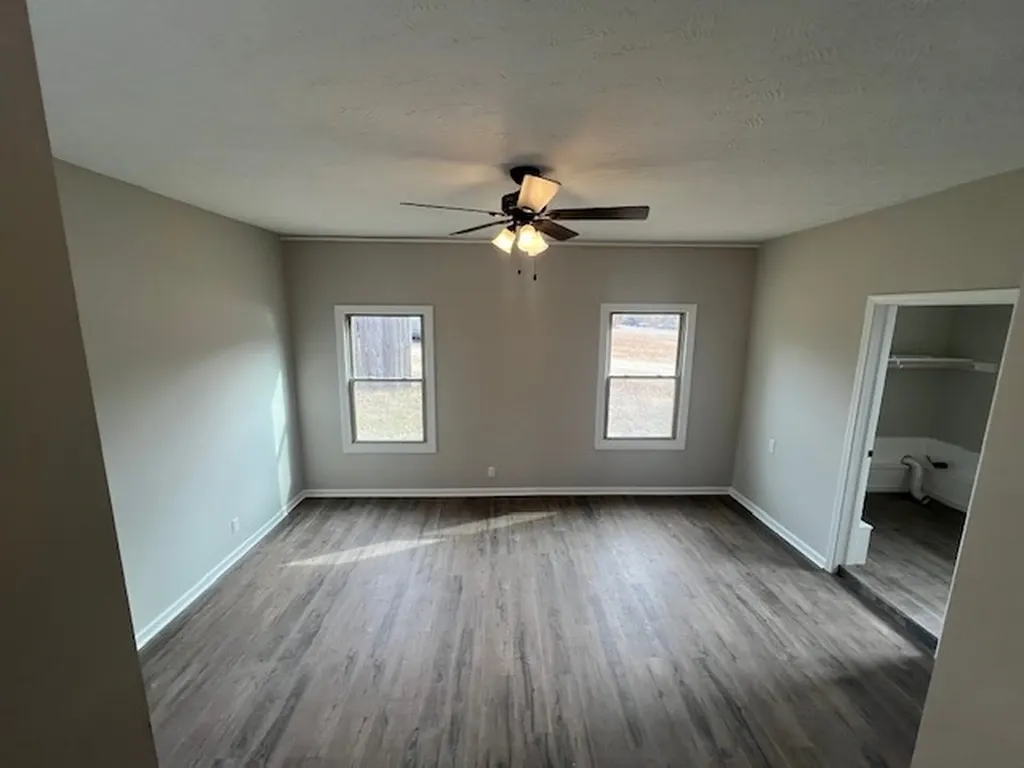 843 Cherokee Drive New Johnsonville TN 37134