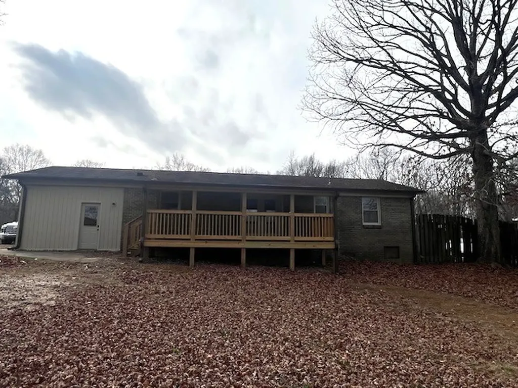 843 Cherokee Drive New Johnsonville TN 37134