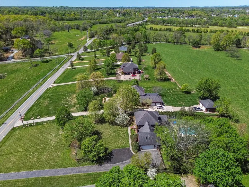 1413 Highway 130, E Shelbyville TN 37160