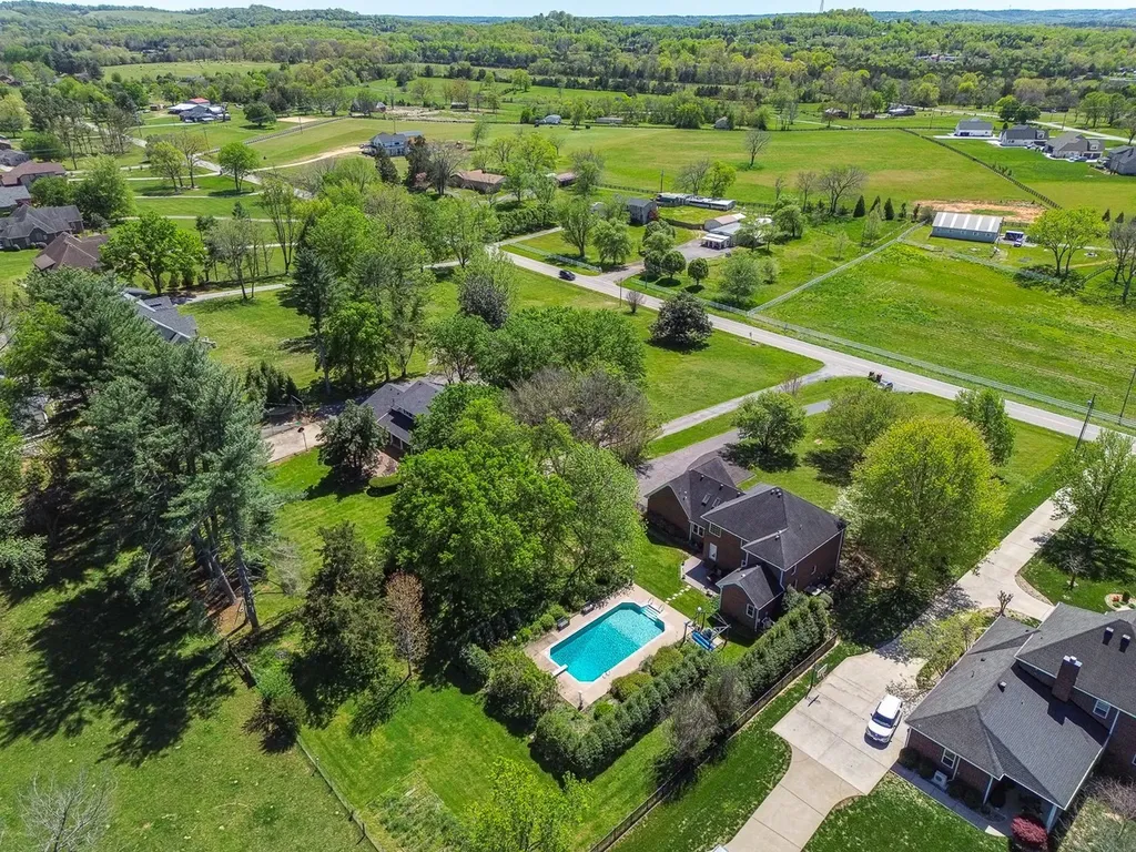 1413 Highway 130, E Shelbyville TN 37160