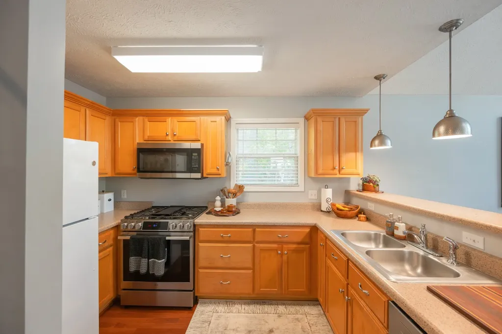 183 Featherfoot Pkwy Loop Parsons TN 38363