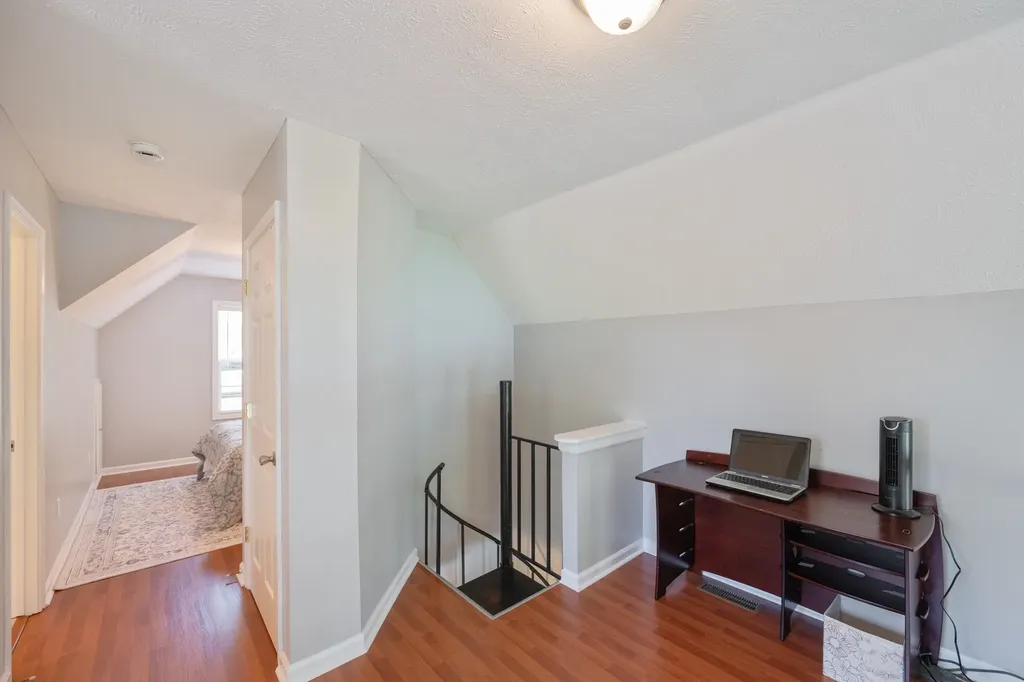 183 Featherfoot Pkwy Loop Parsons TN 38363