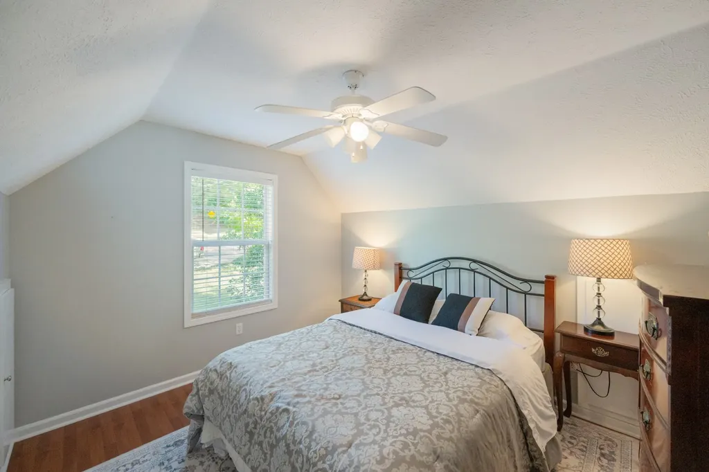 183 Featherfoot Pkwy Loop Parsons TN 38363