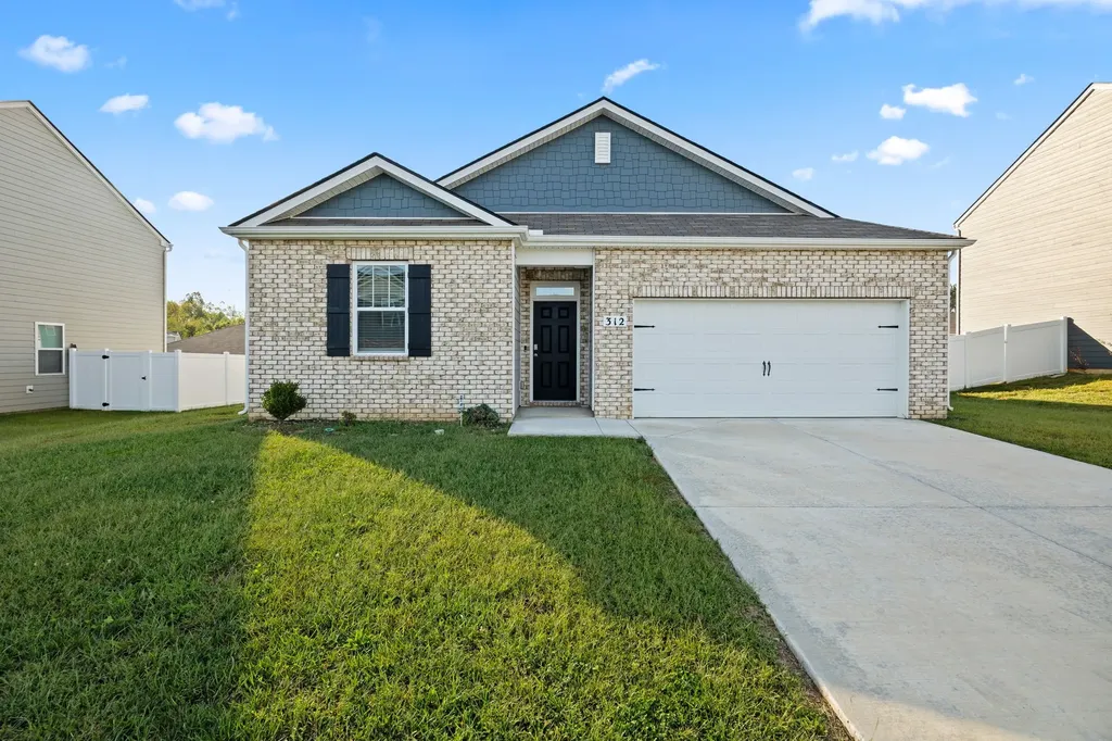 312 Oliver Way, NW Baxter TN 38544