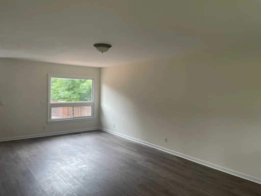 735 Cloud Drive Clarksville TN 37043