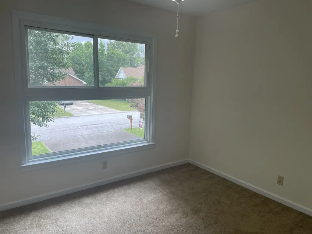 735 Cloud Drive Clarksville TN 37043