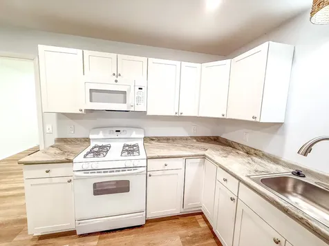 1417 Crestview Drive Madisonville KY 42431