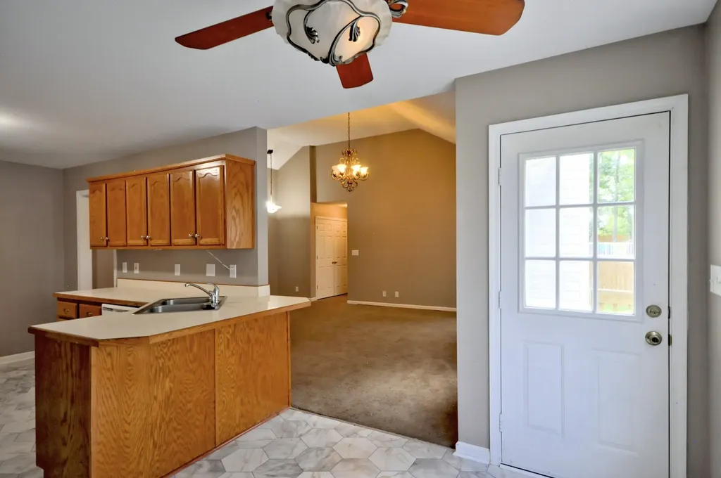 3291 S Senseney Circle Clarksville TN 37042