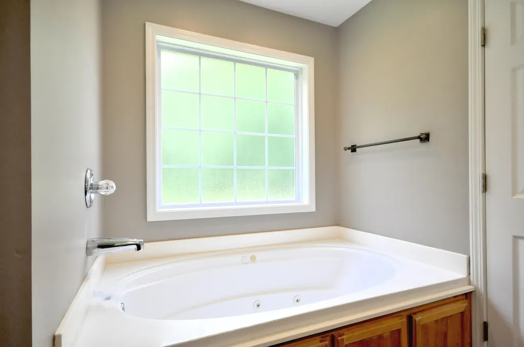 3291 S Senseney Circle Clarksville TN 37042