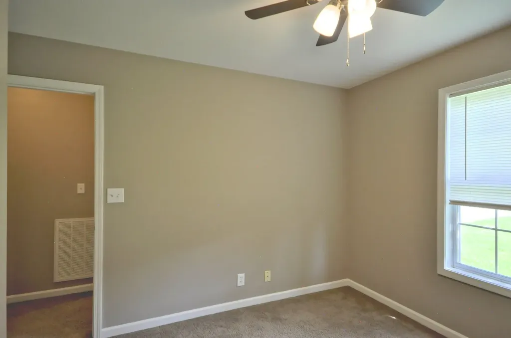 3291 S Senseney Circle Clarksville TN 37042