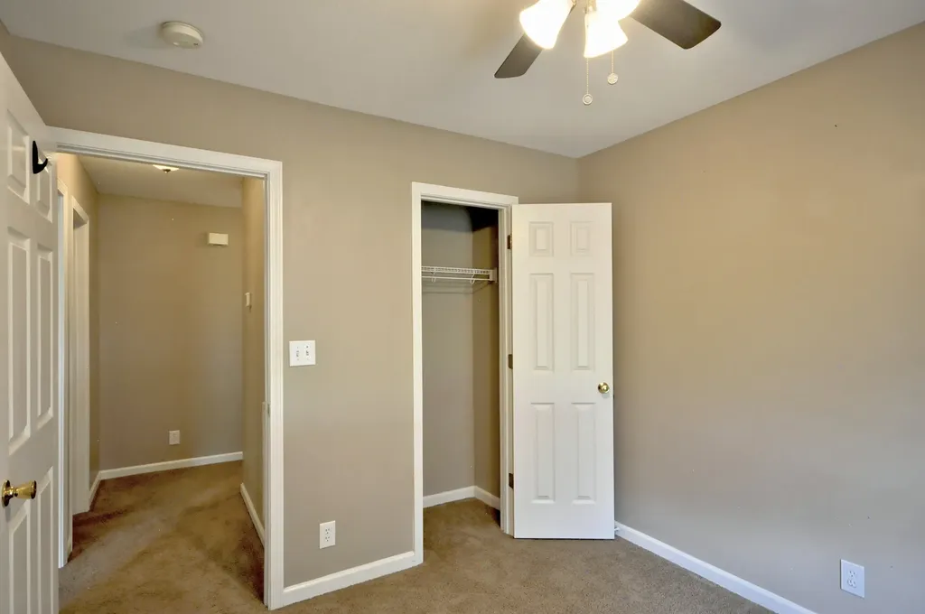 3291 S Senseney Circle Clarksville TN 37042