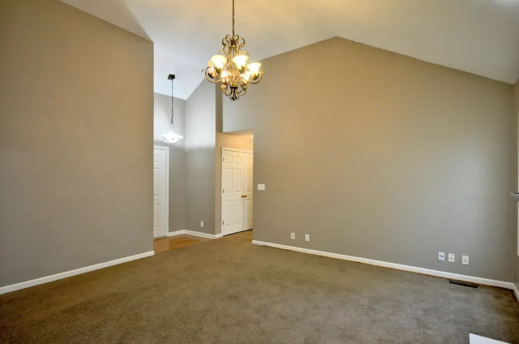 3291 S Senseney Circle Clarksville TN 37042