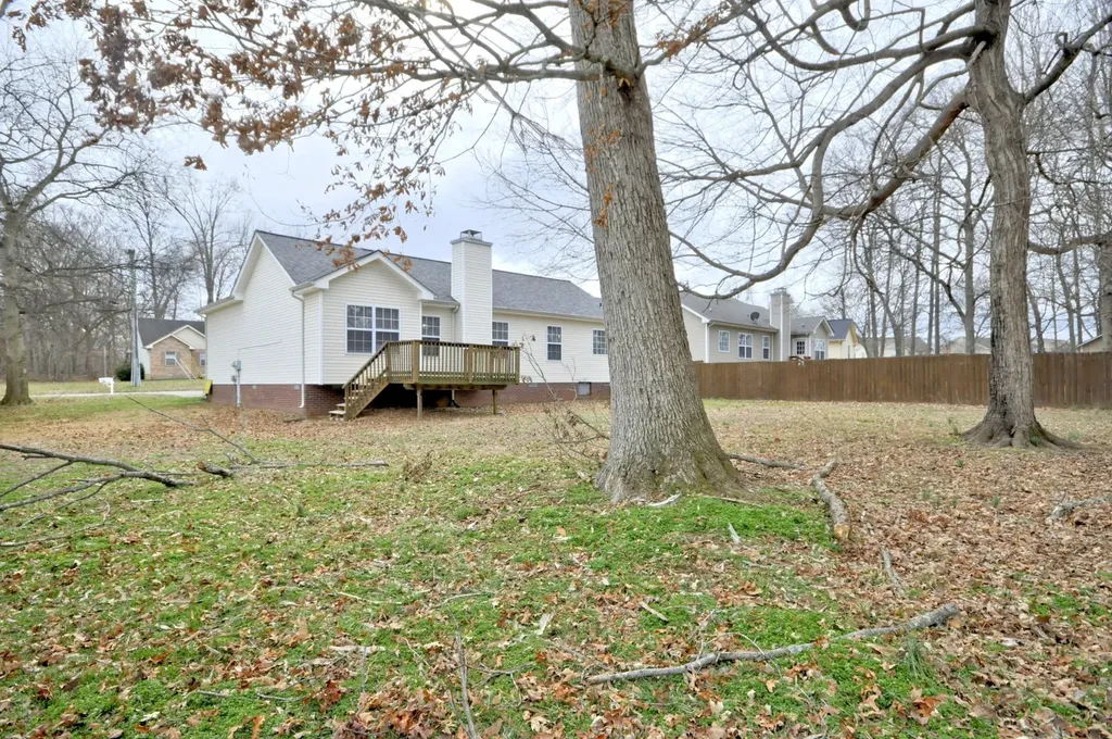 3291 S Senseney Circle Clarksville TN 37042