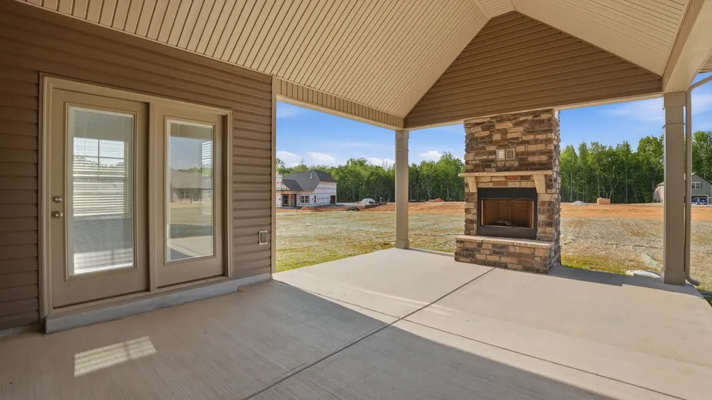 114 Riverchase Drive Tullahoma TN 37388