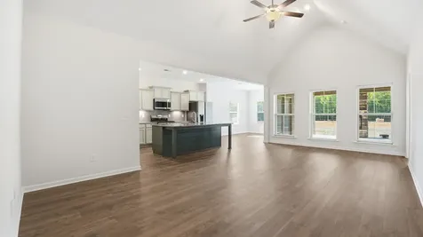 114 Riverchase Drive Tullahoma TN 37388