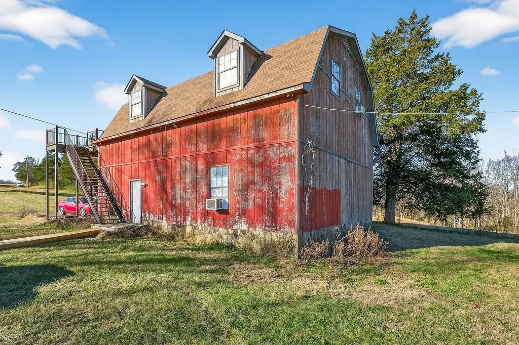 6553 Antioch Road Smithville TN 37166