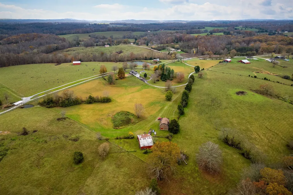 6553 Antioch Road Smithville TN 37166