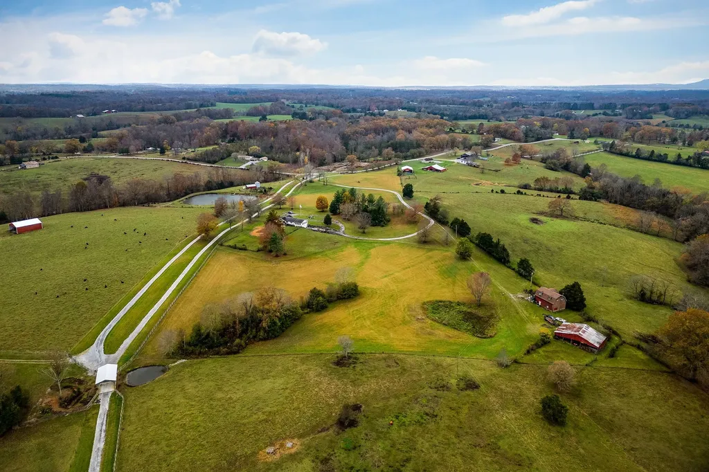6553 Antioch Road Smithville TN 37166