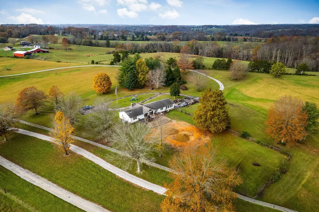 6553 Antioch Road Smithville TN 37166