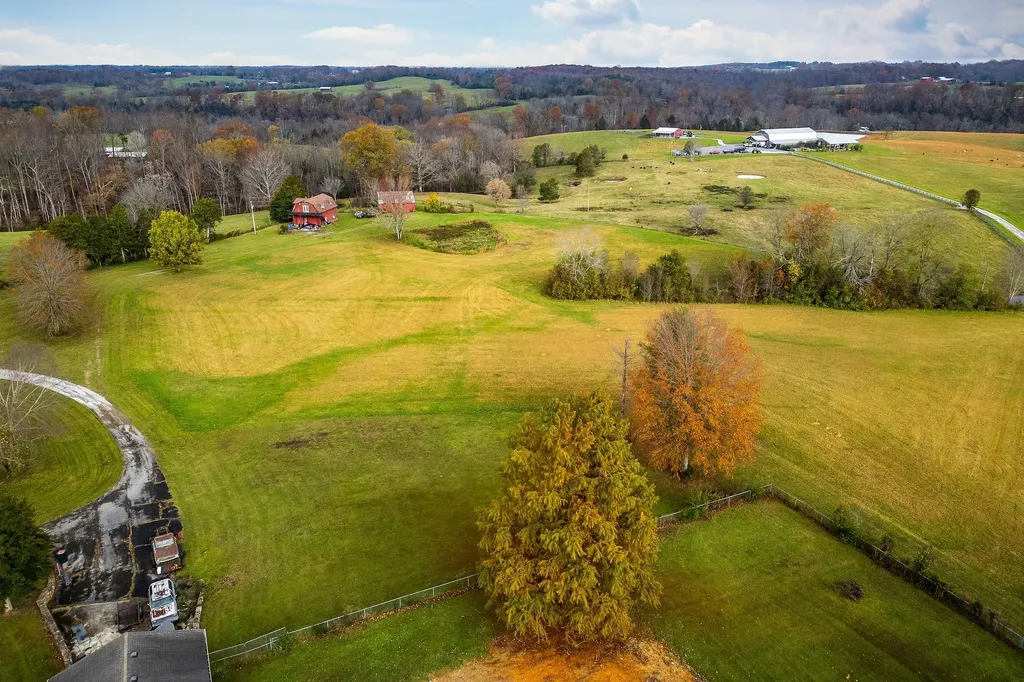 6553 Antioch Road Smithville TN 37166