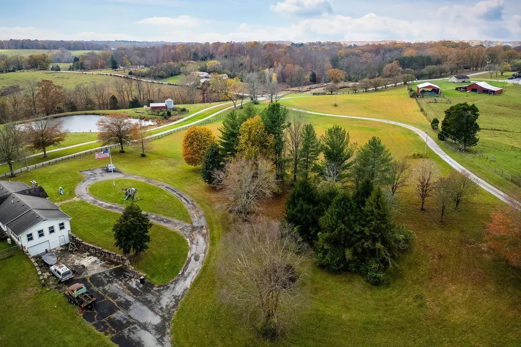 6553 Antioch Road Smithville TN 37166