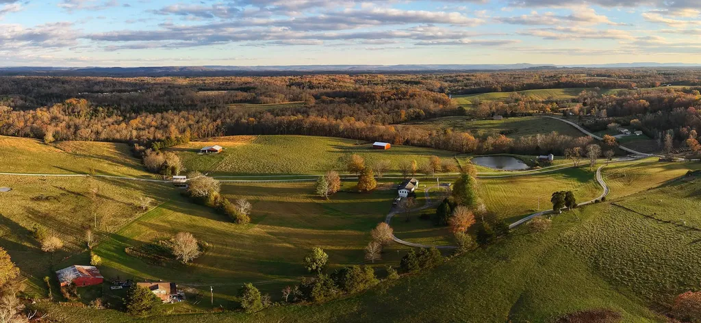 6553 Antioch Road Smithville TN 37166
