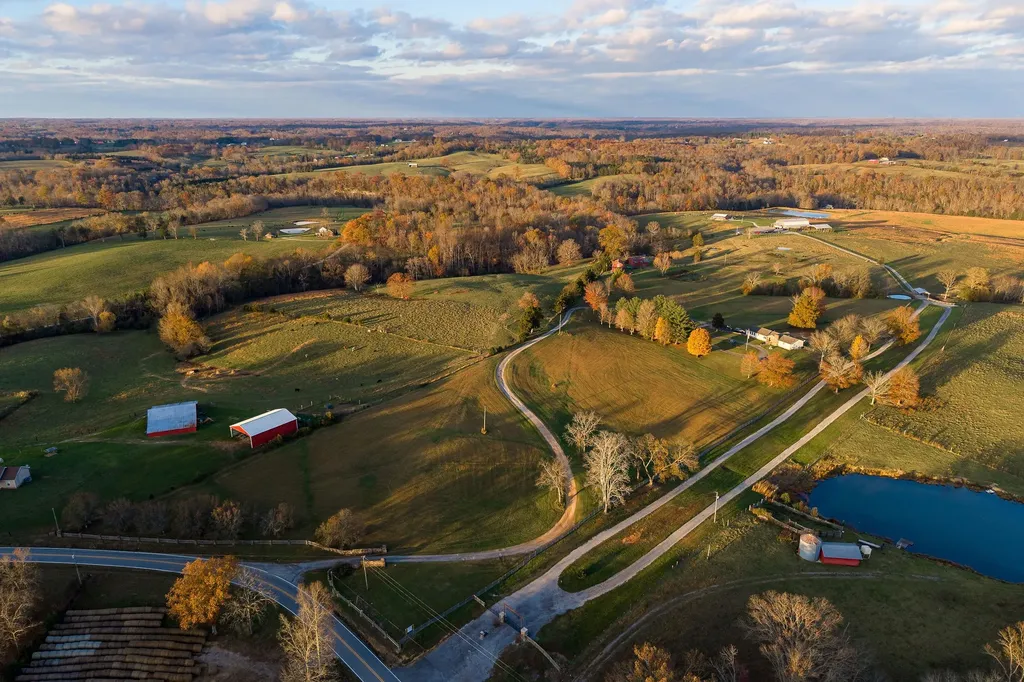 6553 Antioch Road Smithville TN 37166