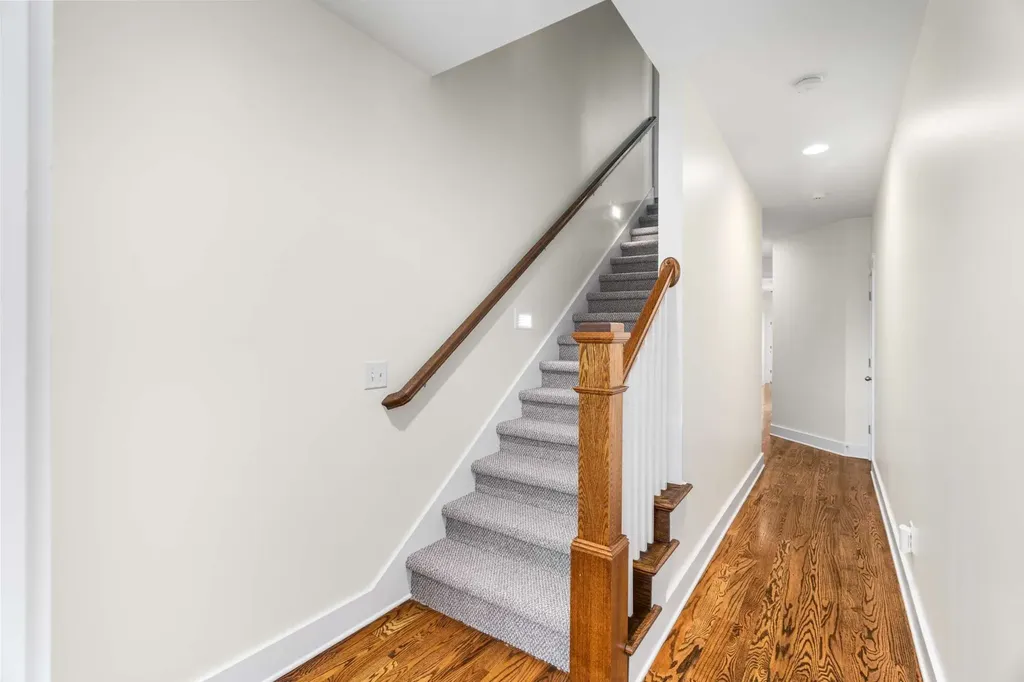 1435 14th Ave, S Nashville TN 37212