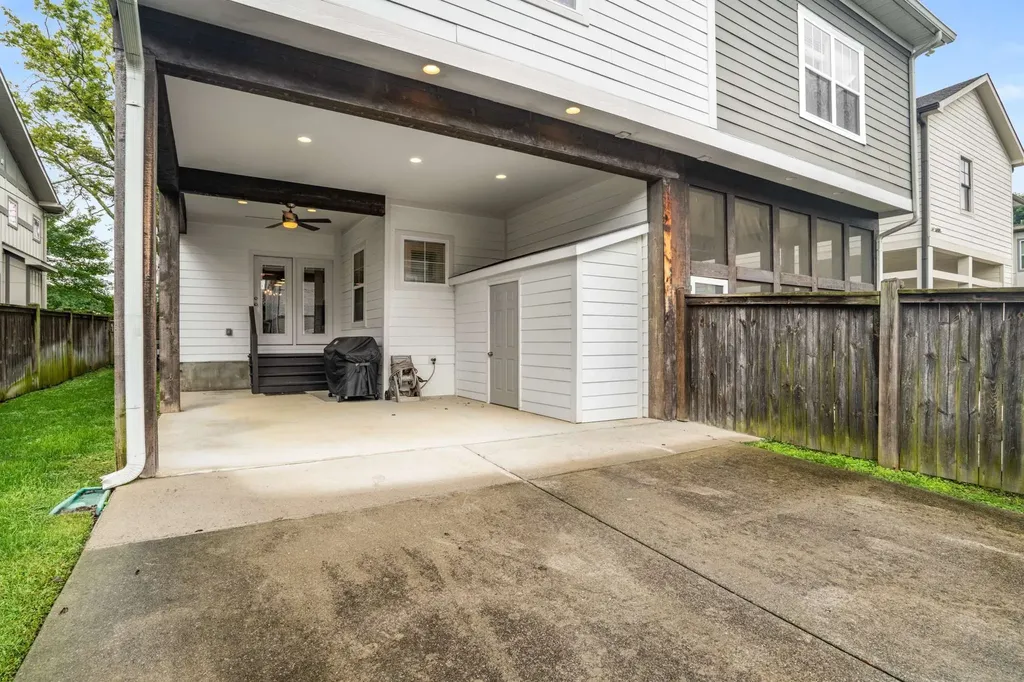 1435 14th Ave, S Nashville TN 37212