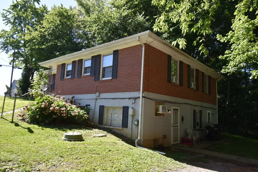 406 Hietts Lane Clarksville TN 37043