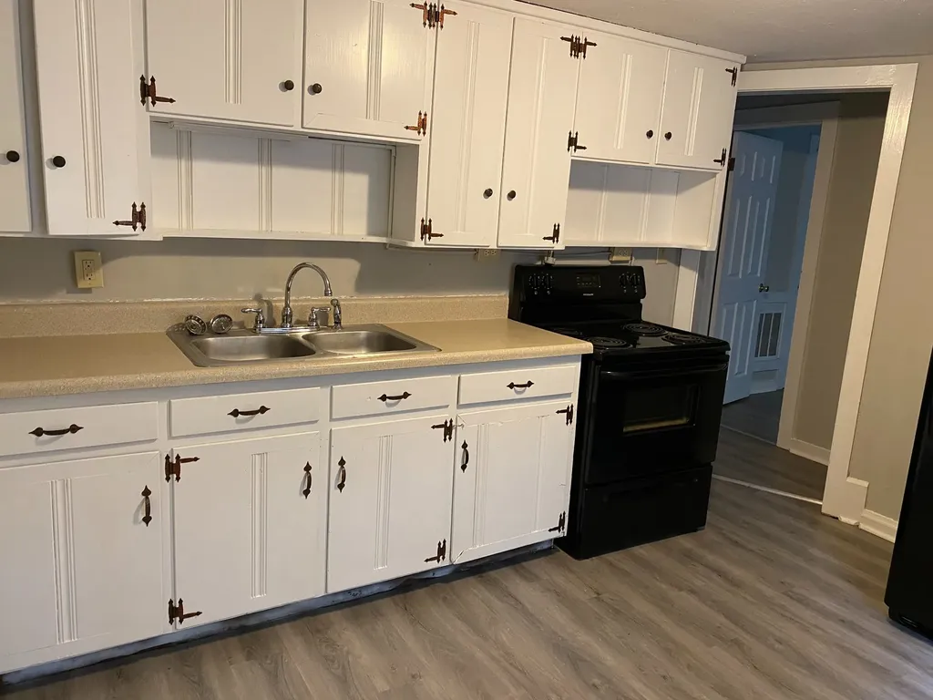 406 Hietts Lane Clarksville TN 37043