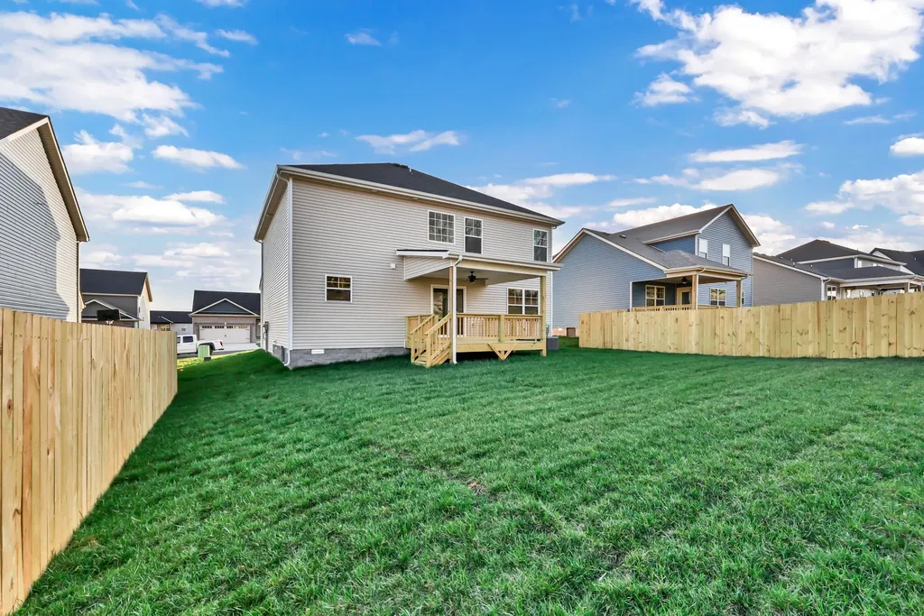 284 Cardinal Creek Clarksville TN 37040