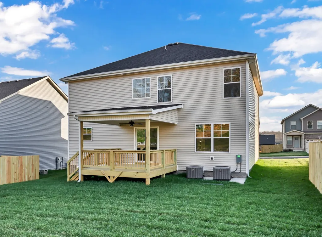 284 Cardinal Creek Clarksville TN 37040