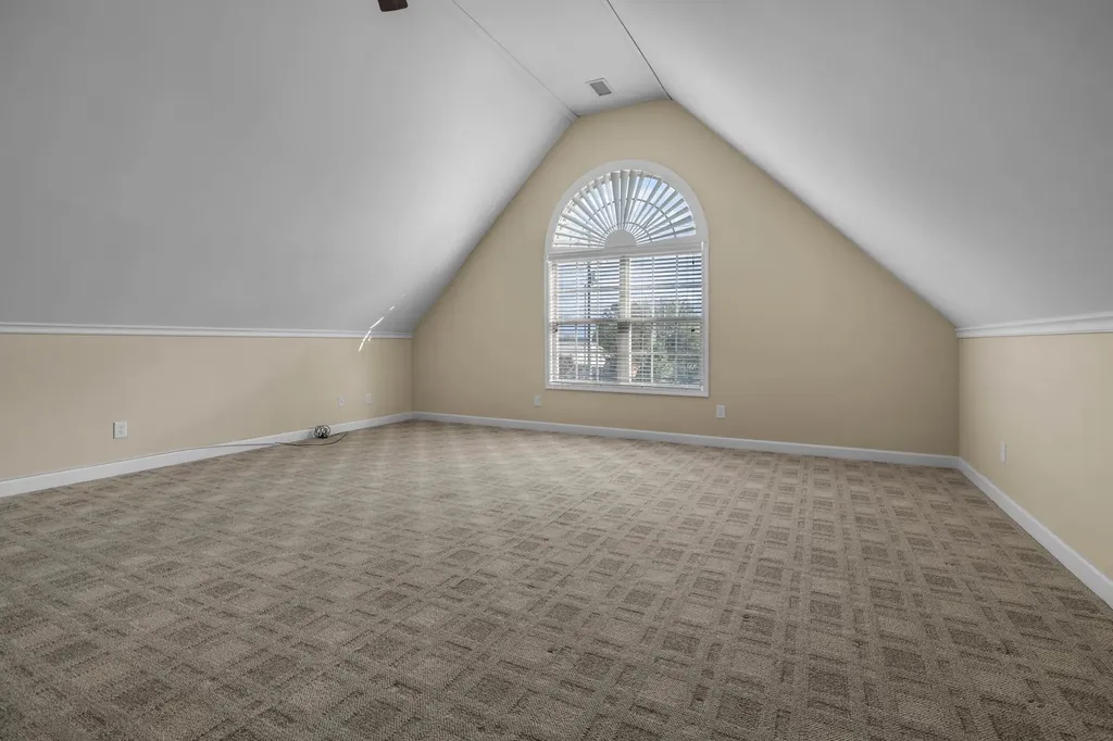 2555 Leeville Pike Lebanon TN 37090